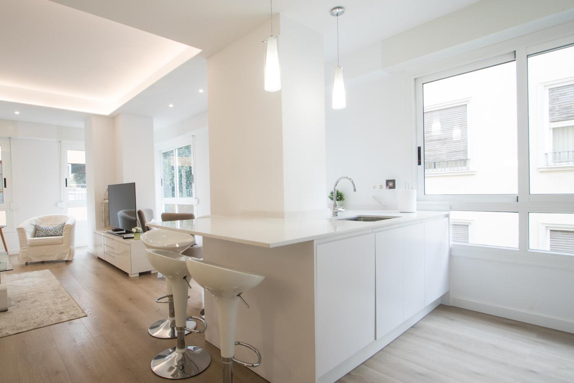 4 Bedroom/3 Baths W/ Ac In Near Beach! Alicante Exteriér fotografie